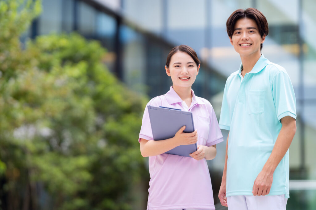 介護職の志望動機｜例文や面接時の伝え方を採用経験者が解説