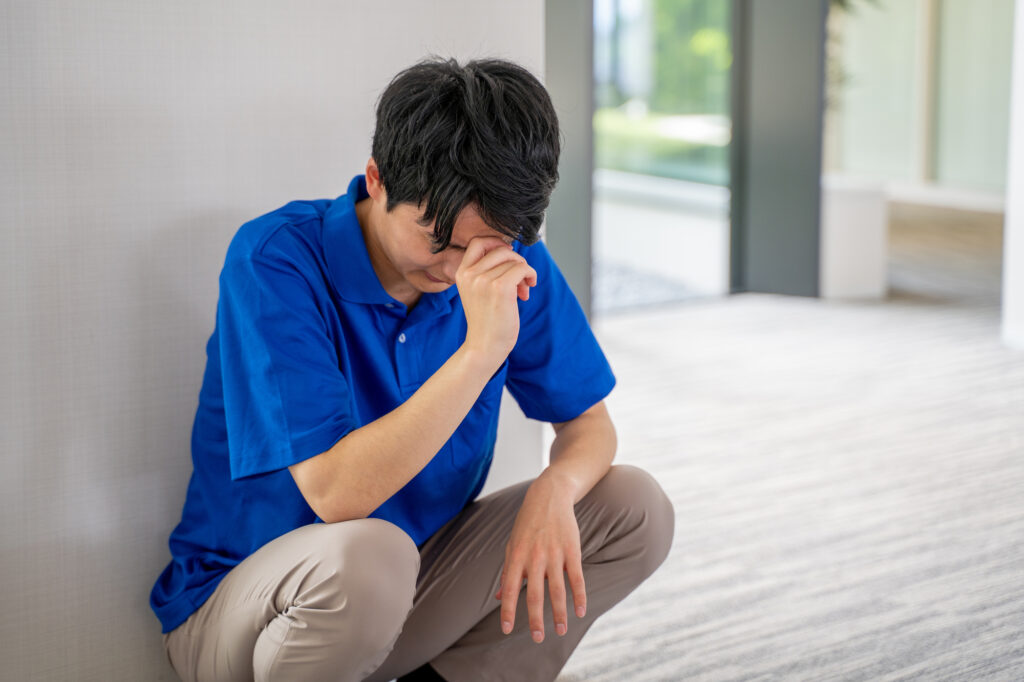 ブラックな介護施設の見分け方を解説！現役介護職の経験談も紹介