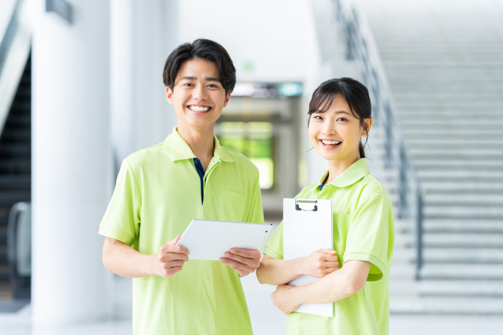 介護職で楽な施設ってある？働きやすい施設の特徴や選び方を解説